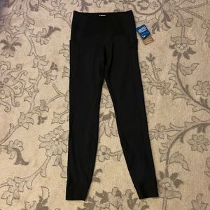NWT Brooks Momentum Thermal Tight